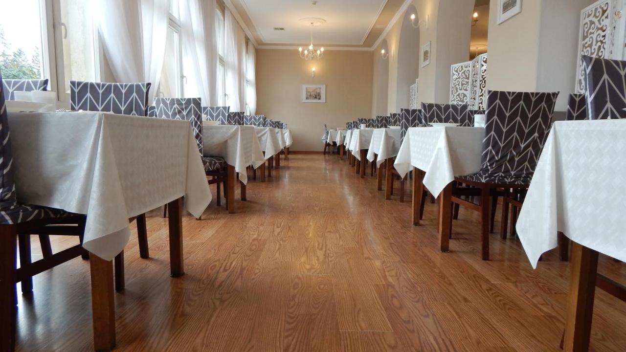 Dom Zdrojowy Hotel Świeradów-Zdrój Exterior foto